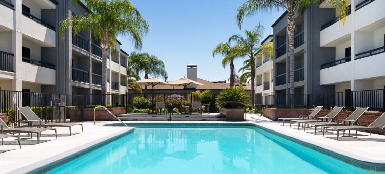 弗雷斯诺万怡酒店(Courtyard Fresno)图片