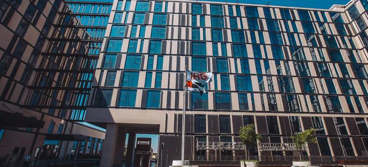 Staybridge Suites Dubai Al-Maktoum Airport图片