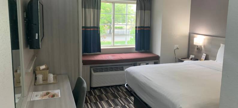 夏洛特机场麦客达温德姆酒店(Microtel Inn & Suites by Wyndham Charlotte Airport)图片