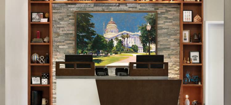 萨克拉门托国际机场福朋喜来登酒店(Four Points by Sheraton Sacramento International Airport)图片