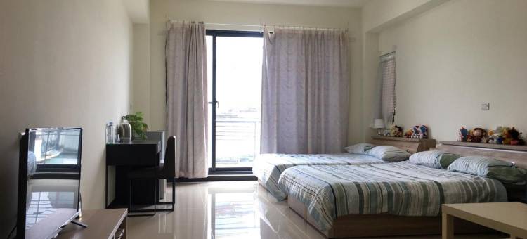 Taichung 高铁民宿图片