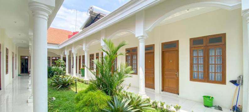 Raden Mansion Jember Urbanview图片