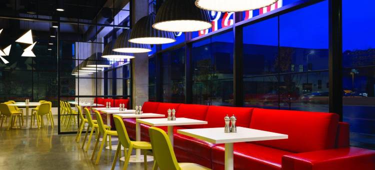 明尼阿波利斯市中心丽芮酒店(Radisson Red Minneapolis Downtown)图片