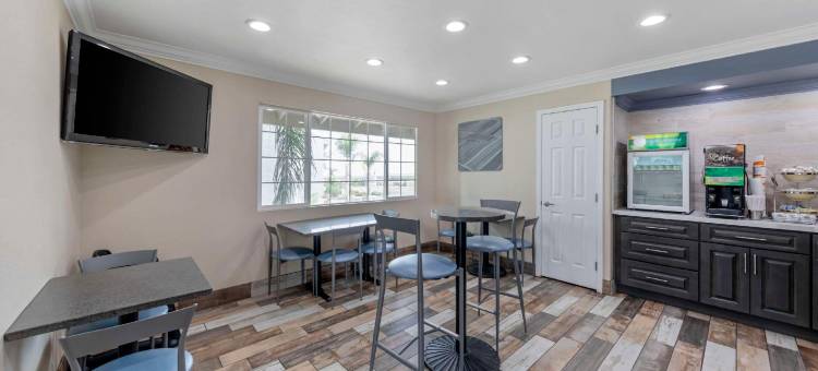 凯特曼城凯艺酒店-近41号高速公路(Quality Inn Kettleman City near Hwy 41)图片