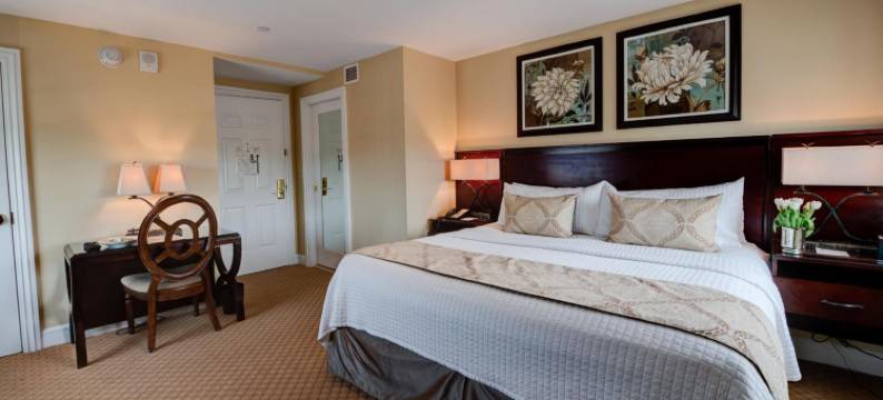 拿骚旅馆(Nassau Inn)图片