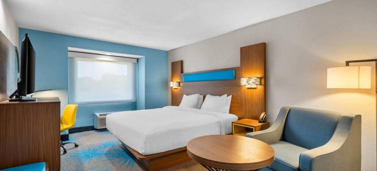 温德姆布兰登露天剧场戴斯酒店及套房(Days Inn & Suites by Wyndham Brandon Amphitheater)图片