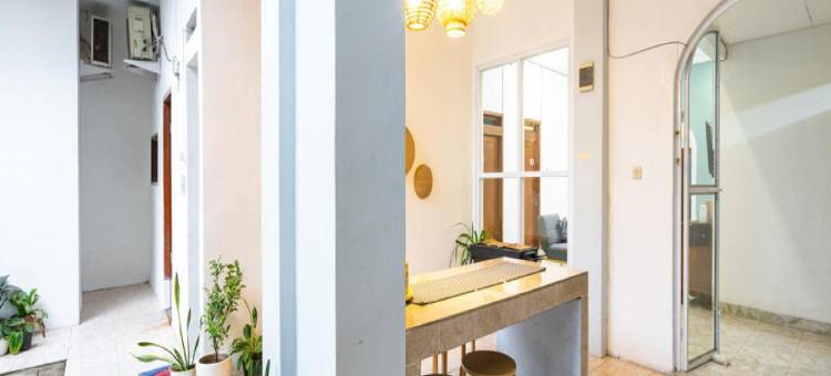 红多兹酒店-近茂物巴鲁塔纳收费出口(RedDoorz Near Exit Toll Tanah Baru Bogor)图片