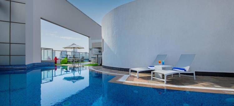 阿布扎比滨海路华美达酒店(Ramada by Wyndham Abu Dhabi Corniche)图片