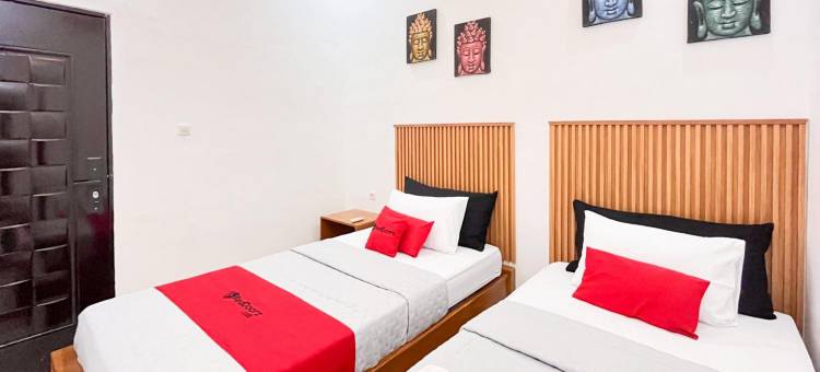 Nganjuk红多兹酒店 Tanjunganom阿隆阿隆广场附近 2(RedDoorz near Alun Alun Tanjunganom Nganjuk 2)图片