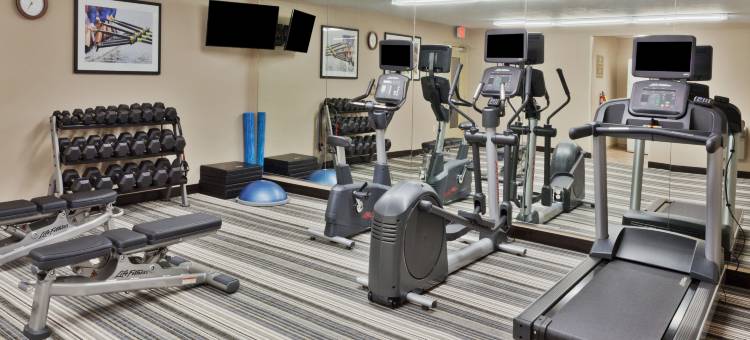 Candlewood Suites EASTCHASE公园(Candlewood Suites Eastchase Park)图片