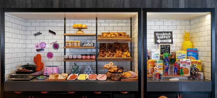 斯劳万豪Moxy酒店(Moxy Slough)图片