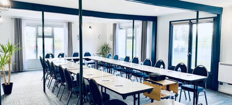 佩洛尼基里亚德饭店(Kyriad Peronne)图片