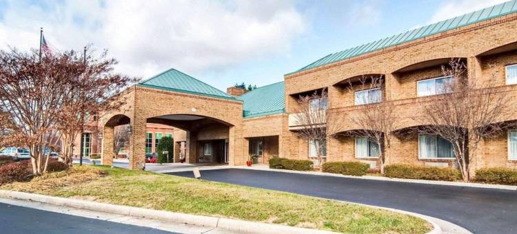 里奇伍德农场舒适套房酒店(Comfort Suites Inn at Ridgewood Farm)图片