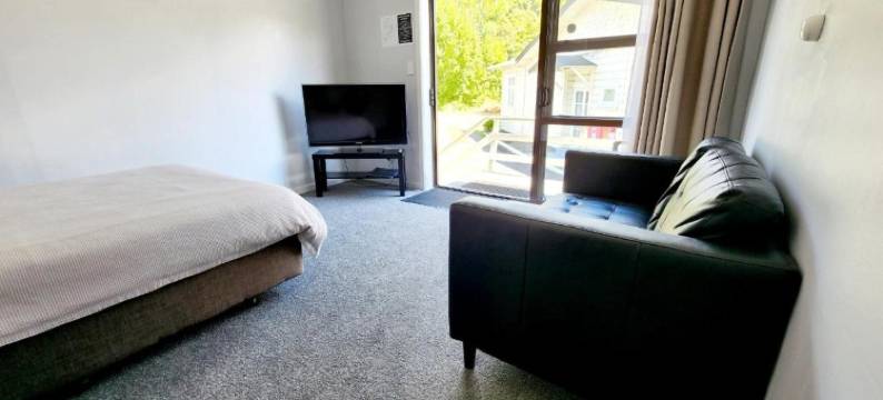 凯利河滨汽车旅馆(Kelly's Riverside Motel)图片