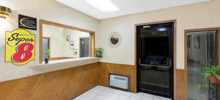 阿尔戈纳速8酒店(Super 8 by Wyndham Algona)图片