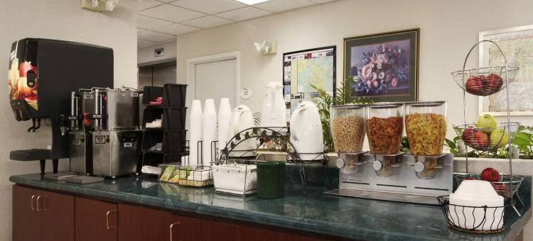 克罗斯维尔呗盟套房酒店(Baymont by Wyndham Crossville)图片