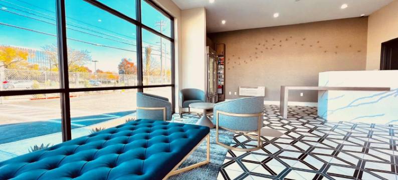 温德姆华美达酒店 莫德斯托优胜美地地区(Ramada by Wyndham Modesto Yosemite Area)图片