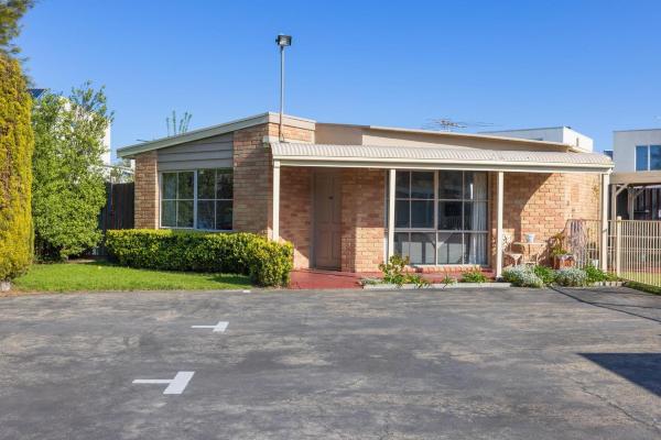 Bayview Motel Hotel Overview