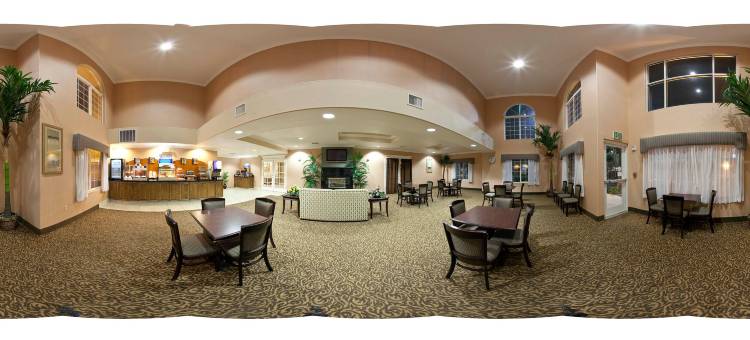 Holiday Inn Express 德拉诺HWY 99(Holiday Inn Express Delano Hwy 99)图片