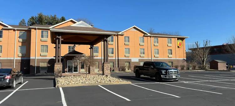 速8马斯/瑟堡-奥克特维尔酒店(Super 8 by Wyndham Mars/Cranberry/Pittsburgh Area)图片