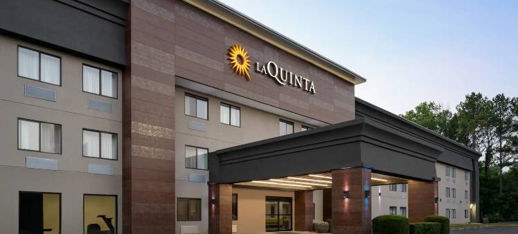 伯明翰因弗内斯拉昆塔温德姆酒店(La Quinta Inn by Wyndham Birmingham - Inverness)图片