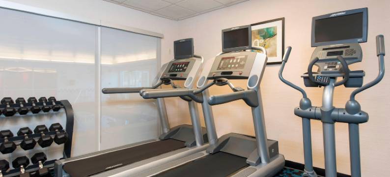 布卢明顿万枫酒店及套房(Fairfield Inn & Suites Bloomington)图片