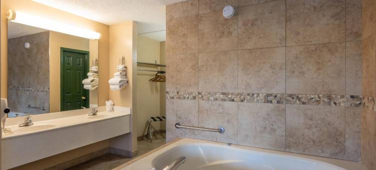 Angel Inn Near Imax, a Travelodge by Wyndham图片