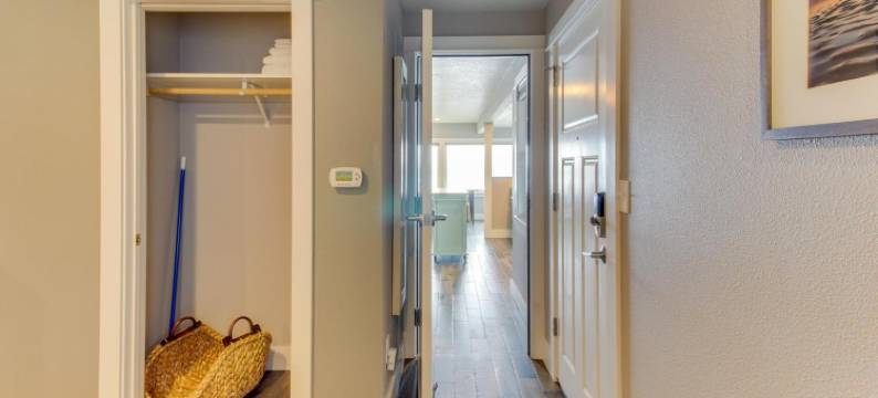 Boat Basin #1 & Tillamook Nook #2图片