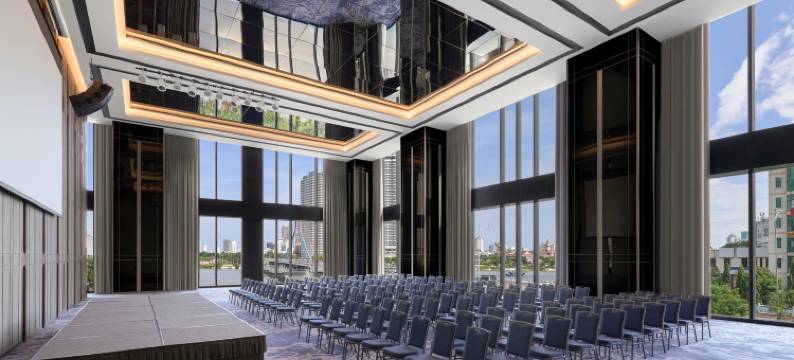 岘港韩江万怡酒店(Courtyard by Marriott Danang Han River)图片