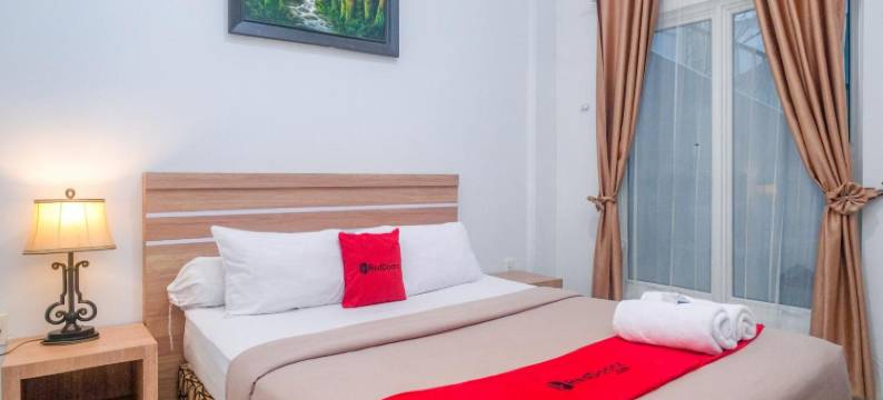 红门酒店-近爱马仕皇宫棉兰波罗尼亚(RedDoorz Near Hermes Place Polonia Medan)图片