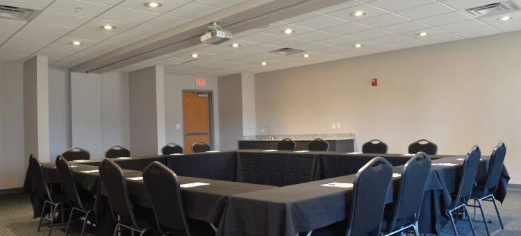 智选假日酒店及套房塔尔萨东北 - 克莱尔莫尔 IHG(Holiday Inn Express & Suites Tulsa NE - Claremore)图片