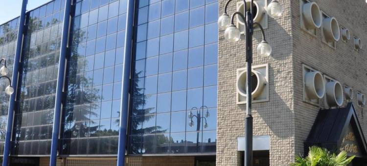 米兰蓝色维斯康蒂 iH 酒店(iH Hotels Milano Blu Visconti)图片