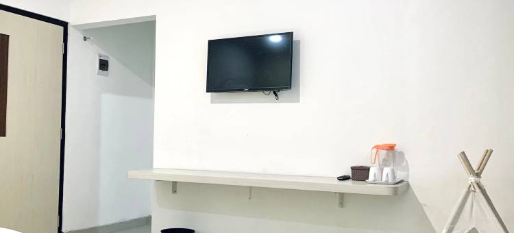 Urbanview Hotel MS Rooms Inn Simpang Lima by RedDoorz图片
