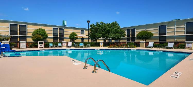 Holiday Inn 兰伯顿 by IHG(Holiday Inn LUMBERTON NORTH - I-95 by IHG)图片