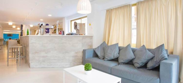 BLUESEA 阿雷纳尔塔(Bluesea Arenal Tower Adults Only)图片