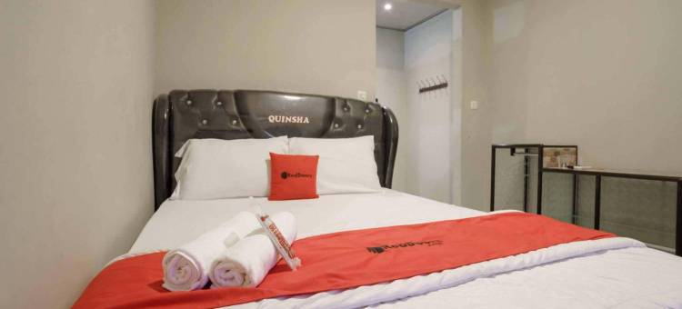 红多兹酒店-近楠榜梅德卡地铁塔曼(RedDoorz Near Taman Merdeka Metro Lampung)图片