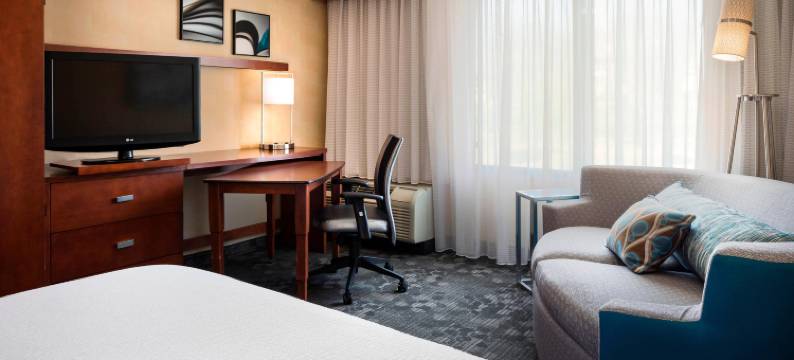 堪萨斯城肖尼万怡酒店(Courtyard Kansas City Shawnee)图片