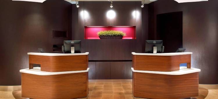 安纳海姆万怡度假酒店/会议中心(Courtyard Anaheim Resort/Convention Center)图片