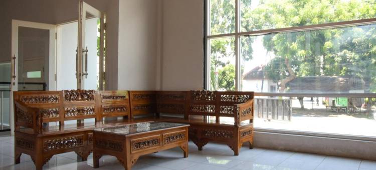 红门伊斯兰酒店靠近普罗博林戈市政厅2号(RedDoorz Syariah Near Balai Kota Probolinggo 2)图片