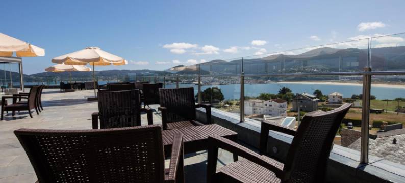 拉斯塞雷纳斯康塔布里科海水浴酒店(Hotel Thalasso Cantabrico Las Sirenas 4 Superior)图片