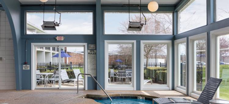 米德尔敦纽波特地区豪生酒店(Howard Johnson by Wyndham Middletown Newport Area)图片