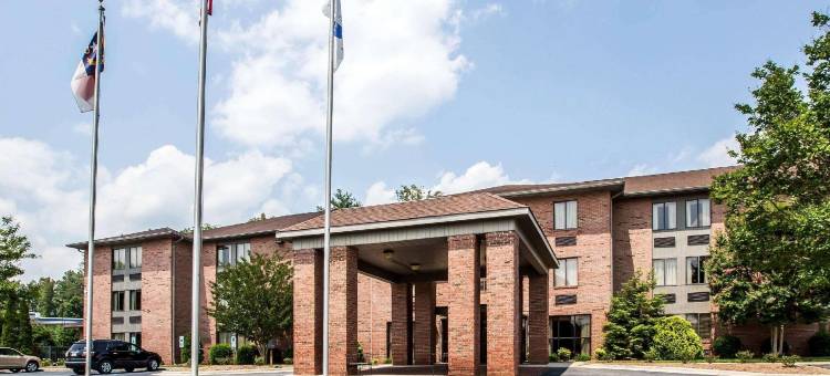 勒努瓦高速公路321号北山麓舒适套房酒店(Comfort Inn & Suites Lenoir Hwy 321 Northern Foothills)图片