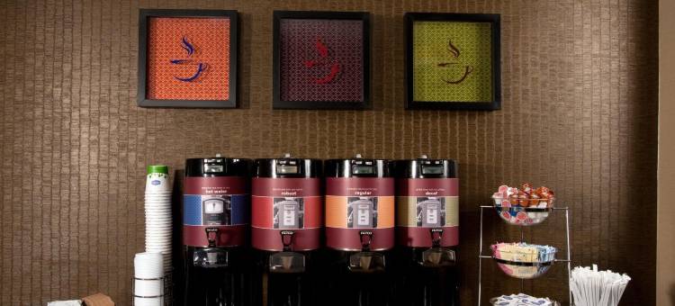 哥伦布呗盟套房酒店(Baymont by Wyndham Columbus GA)图片