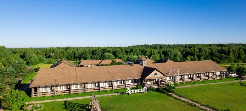 利特洛瑞亚瑞纳酒店(Literaturny Otel Arina R Hotel)图片