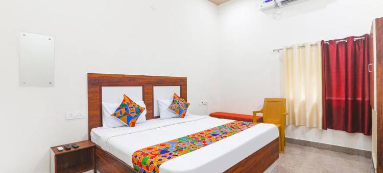 Fabhotel 什里文卡特什尼莱亚姆(FabHotel Shree Venkatesh Nileyam)图片