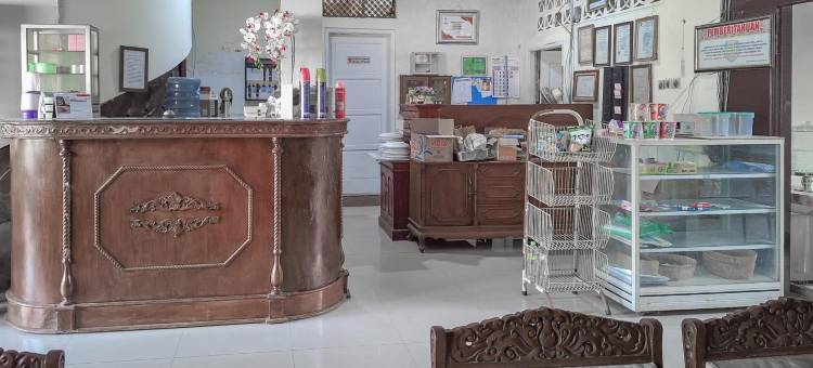 RedDoorz Syariah at Hotel Adi Sederhana near Stasiun Jatibarang图片