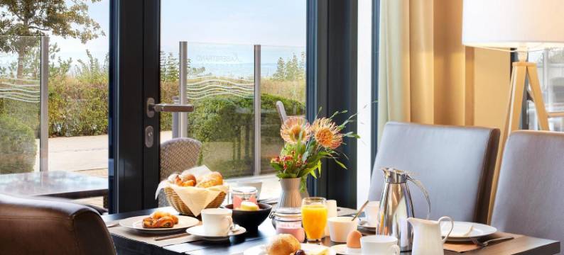 西特尔酒店卡萨斯特兰海滩酒店(Seetelhotel Kaiserstrand Beachhotel Das Lifestyle-Hotel Direkt am Strand)图片