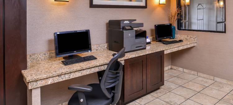 智选假日套房酒店托皮卡(Holiday Inn Express & Suites Topeka West I-70 Wanamaker)图片