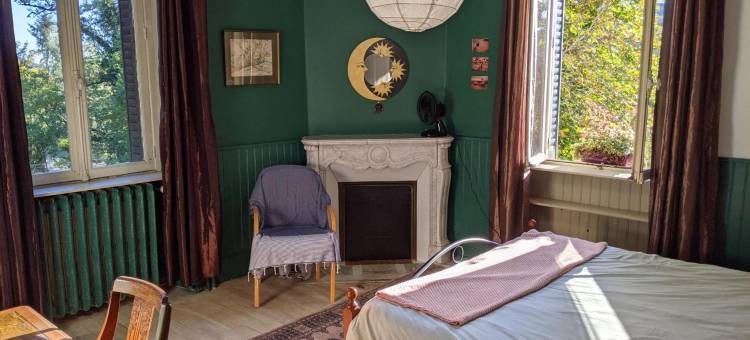 Strawberry Hill图片