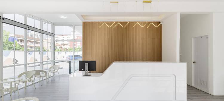 斯林霍特尔芭堤雅克朗(Srinn Hotel Pattaya Klang)图片
